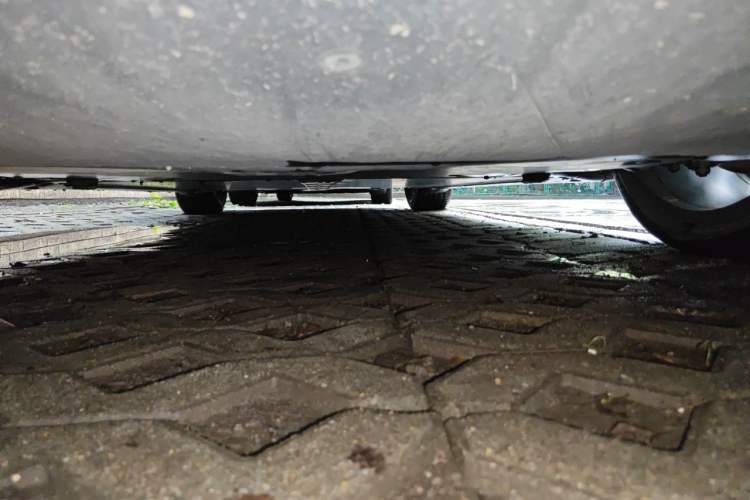 Used Tesla Model Y 2022 Rear-Wheel-Drive Version Chassis Front