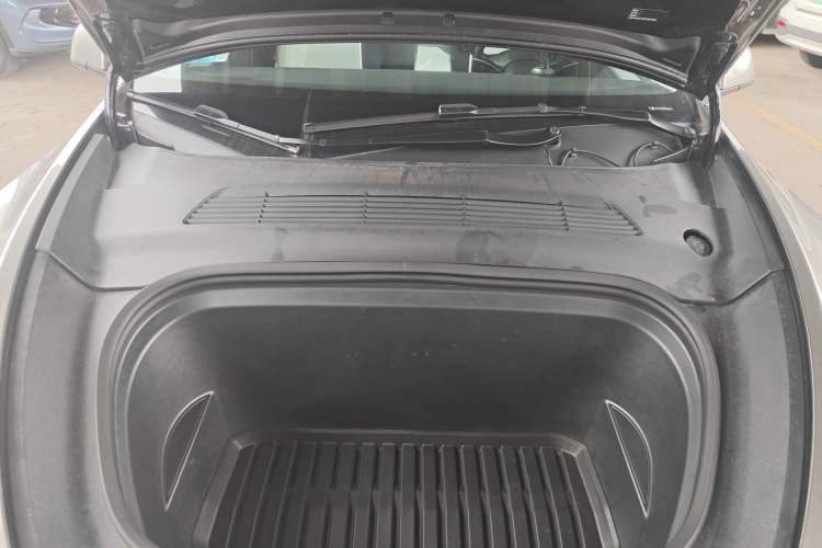 Used Tesla Model Y 2022 Revised Version Rear-Wheel Drive Engine Bay