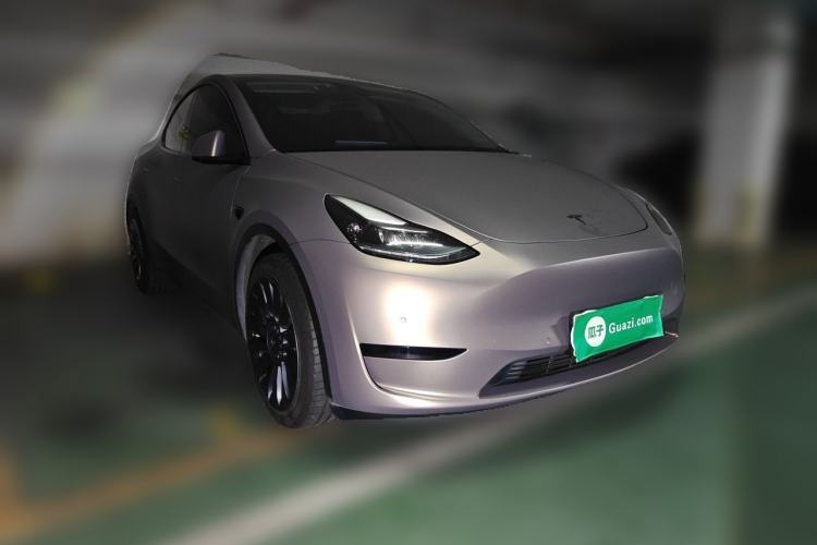 Used Tesla Model Y 2022 Rear-Wheel-Drive Version Front Right 45 Deg