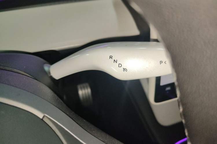 Used Tesla Model Y 2022 Rear-Wheel-Drive Version Gear Lever