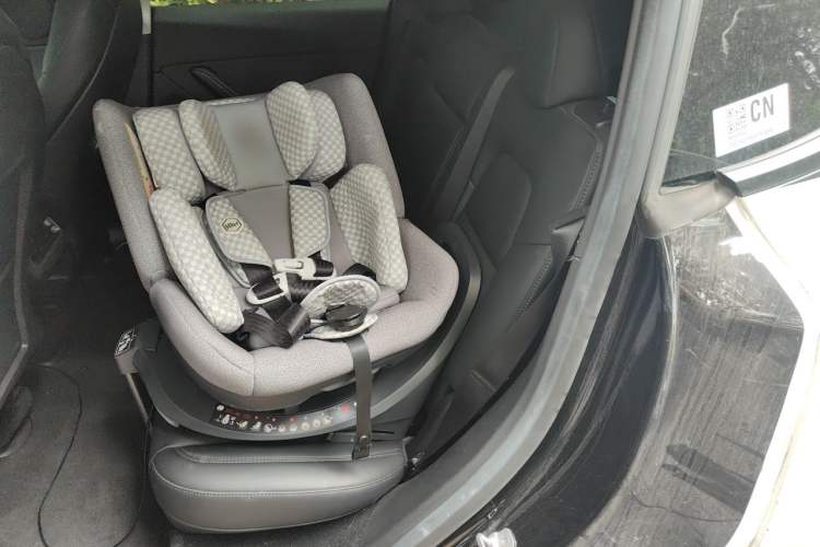 Used Tesla Model Y 2022 Revised Version Rear-Wheel Drive Left Rear Seat