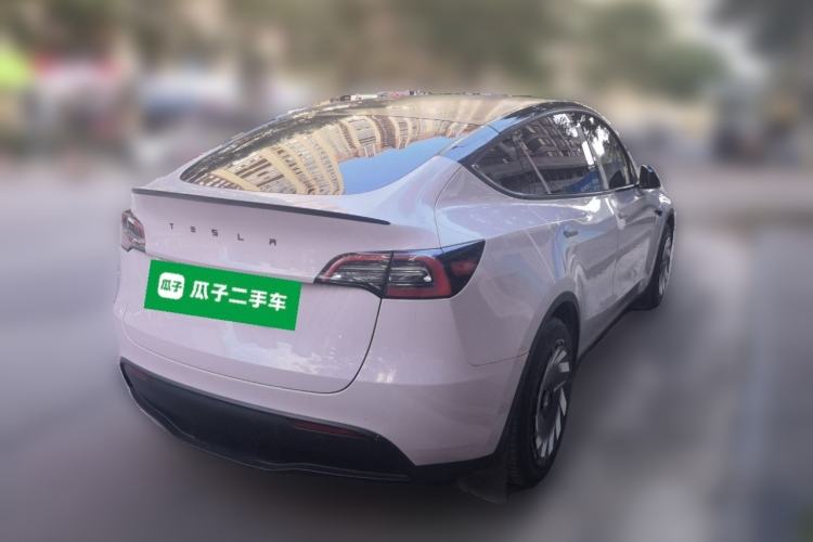 Used Tesla Model Y 2022 Long-Range All-Wheel-Drive Version Rear Right 45 Deg
