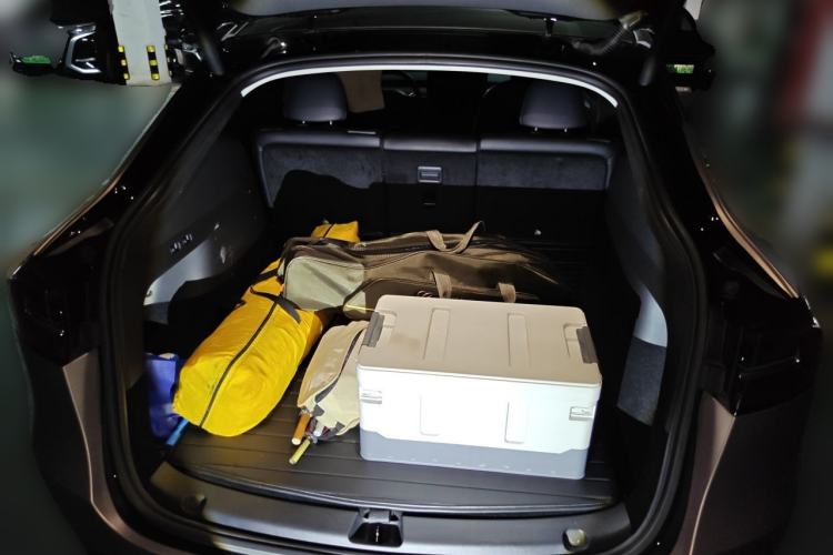 Used Tesla Model Y 2022 Rear-Wheel-Drive Version Trunk