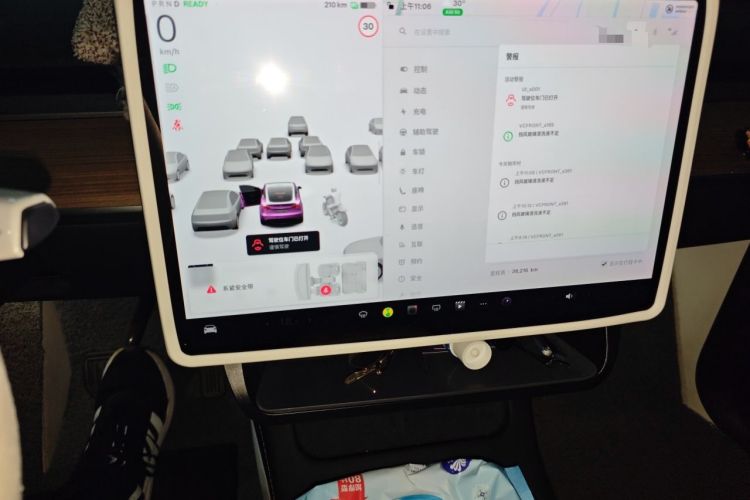 Used Tesla Model Y 2022 Revised Version Rear-Wheel Drive Audio And AC Panel