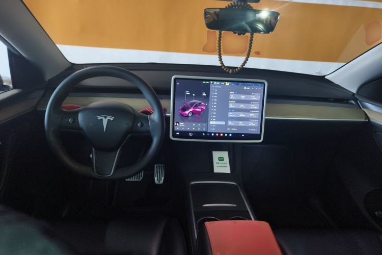 Used Tesla Model Y 2022 Revised Version Rear-Wheel Drive Center Console