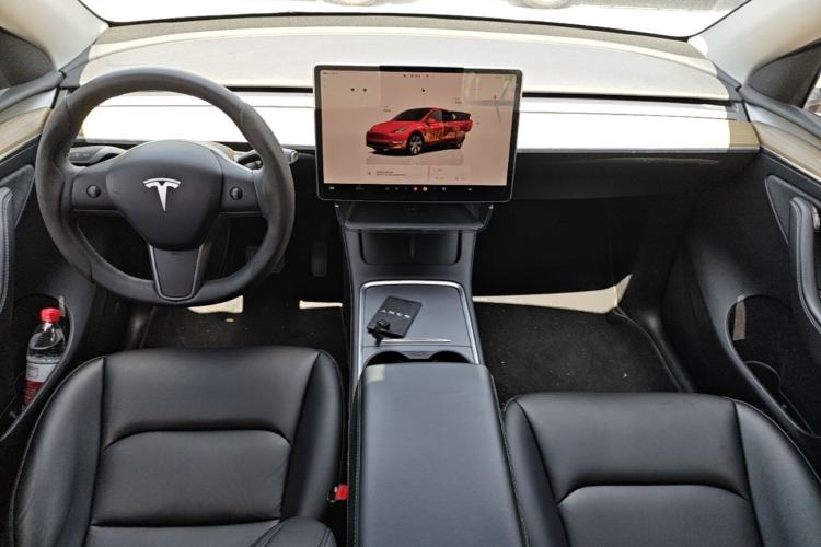 Used Tesla Model Y 2022 Revised Version Rear-Wheel Drive Center Console