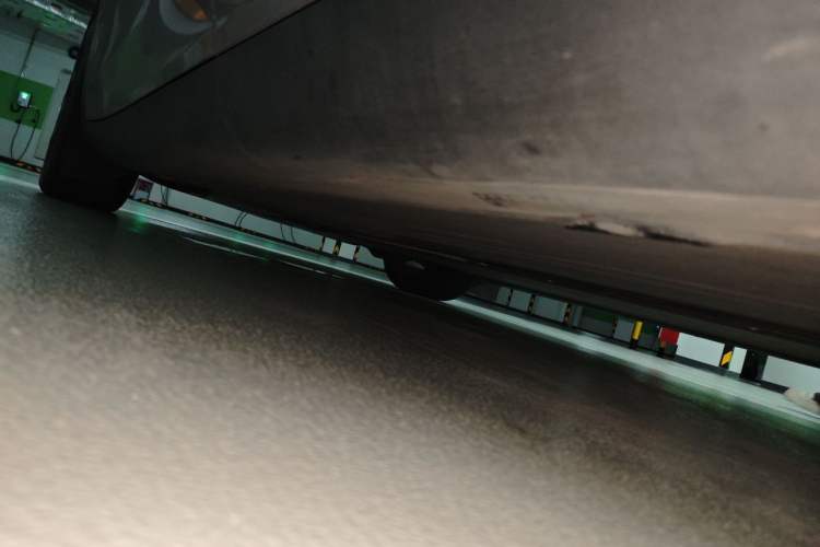 Used Tesla Model Y 2022 Rear-Wheel-Drive Version Chassis Rear Left