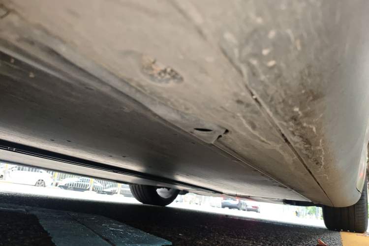 Used Tesla Model Y 2022 Performance High-Performance All-Wheel-Drive Version Chassis Rear Right