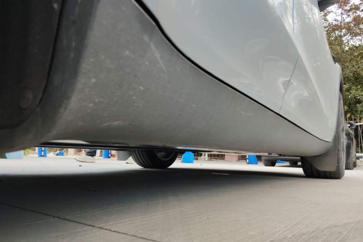 Used Tesla Model Y 2022 Rear-Wheel-Drive Version Chassis Rear Right