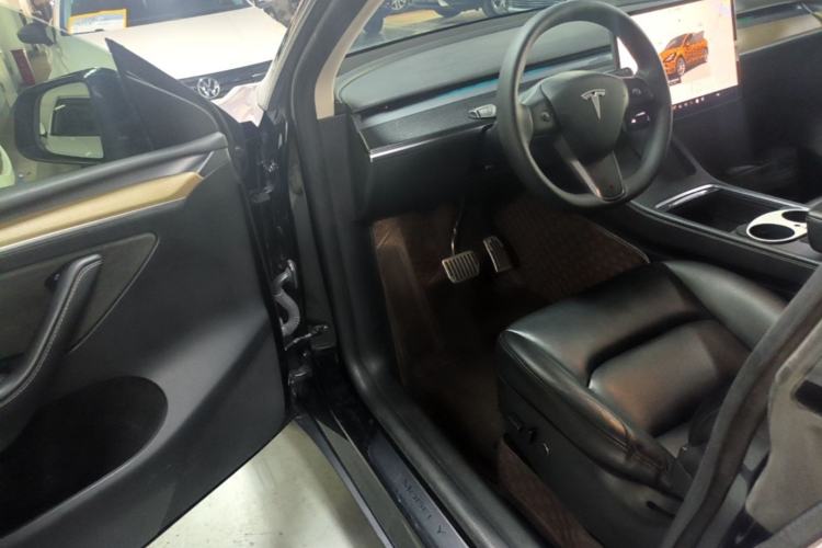 Used Tesla Model Y 2022 Revised Version Rear-Wheel Drive Driver Seat