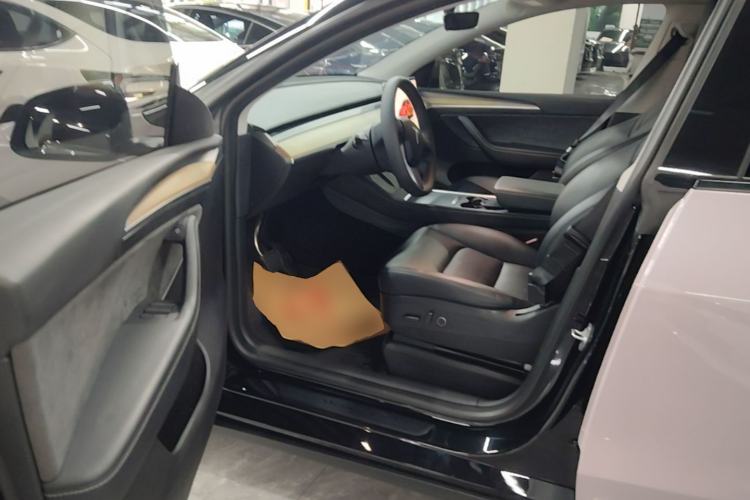 Used Tesla Model Y 2022 Revised Version Rear-Wheel Drive Driver Seat