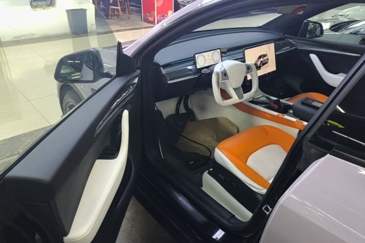 Used Tesla Model Y 2022 Rear-Wheel-Drive Version Driver Seat