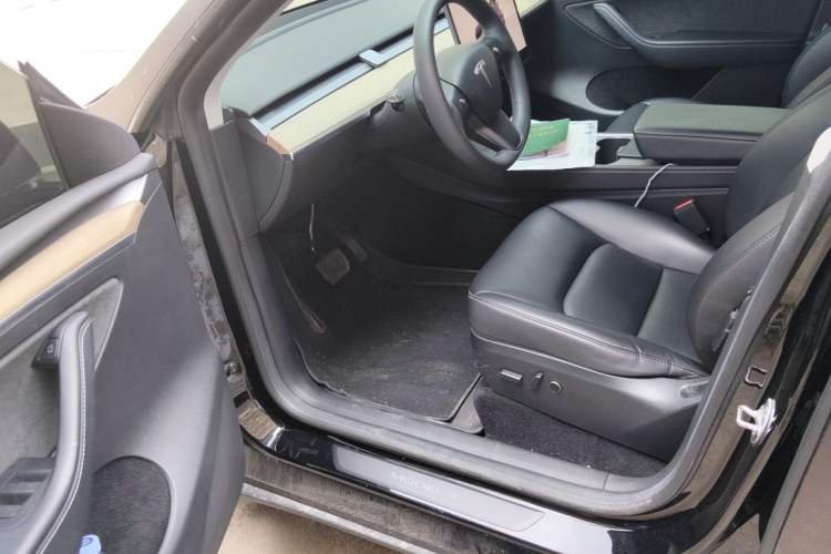 Used Tesla Model Y 2022 Revised Version Rear-Wheel Drive Driver Seat