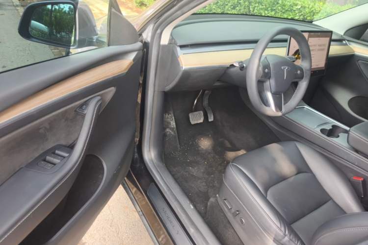 Used Tesla Model Y 2022 Revised Version Rear-Wheel Drive Driver Seat