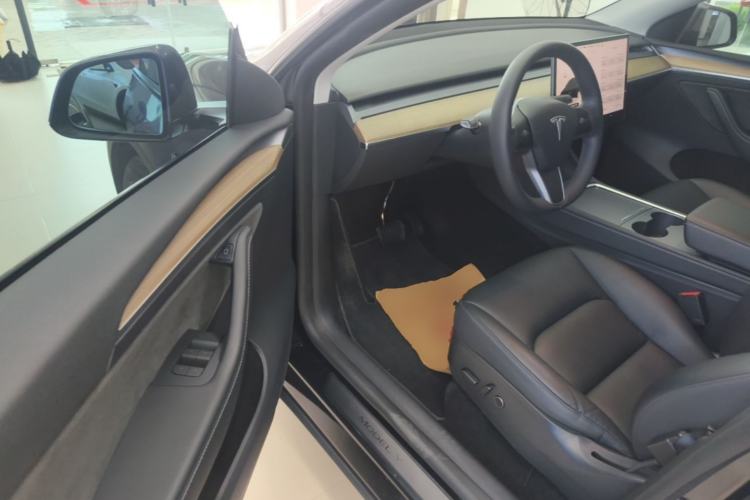 Used Tesla Model Y 2022 Revised Version Rear-Wheel Drive Driver Seat