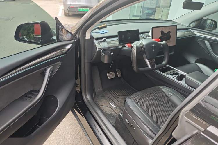 Used Tesla Model Y 2022 Rear-Wheel-Drive Version Driver Seat