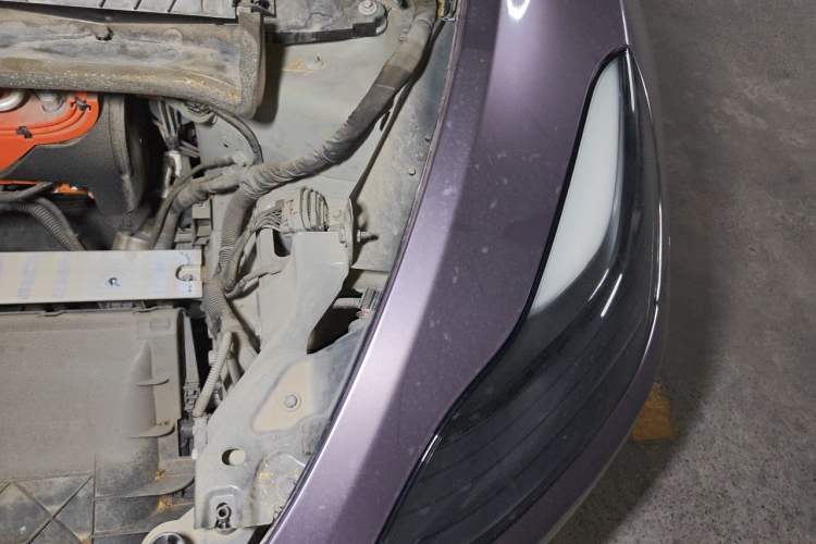 Used Tesla Model Y 2022 Rear-Wheel-Drive Version Engine Bay Left