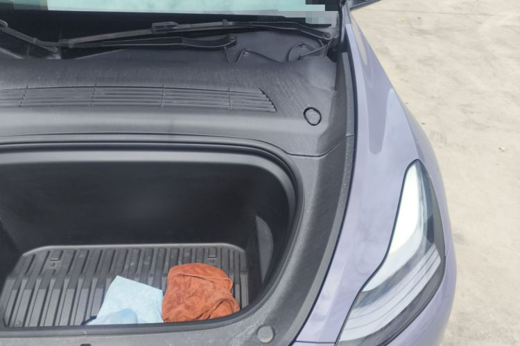 Used Tesla Model Y 2022 Long-Range All-Wheel-Drive Version Engine Bay Left