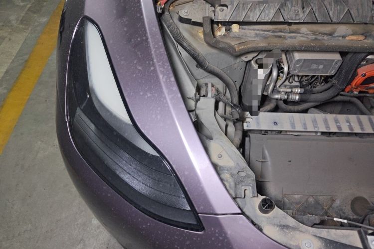 Used Tesla Model Y 2022 Rear-Wheel-Drive Version Engine Bay Right