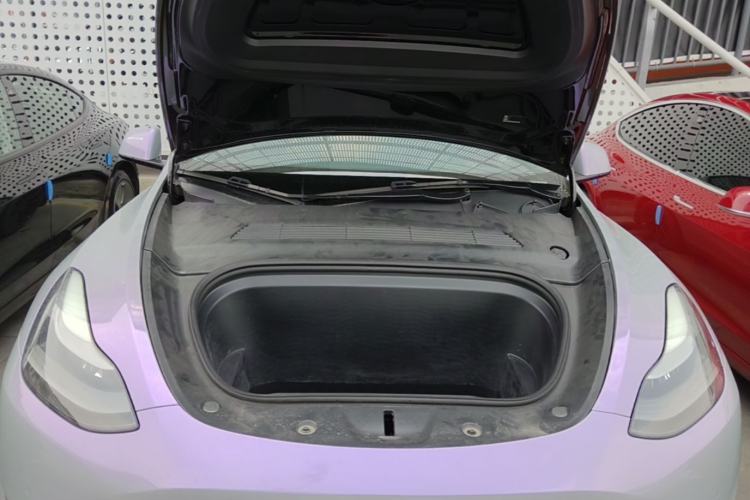 Used Tesla Model Y 2022 Rear-Wheel-Drive Version Engine Bay