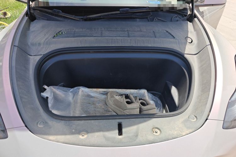 Used Tesla Model Y 2022 Rear-Wheel-Drive Version Engine Bay