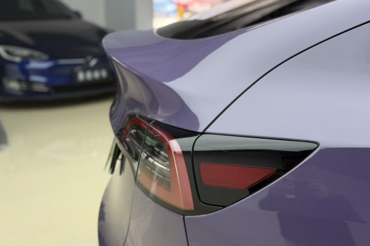 Used Tesla Model Y 2022 Long-Range All-Wheel-Drive Version Exterior 2