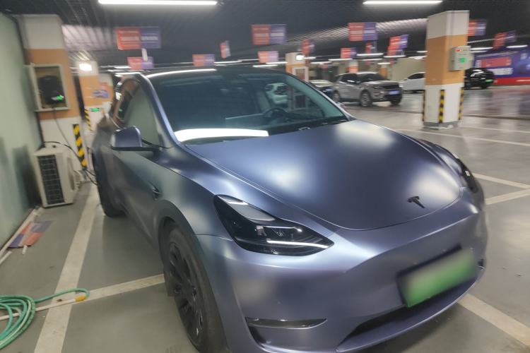 Used Tesla Model Y 2022 Long-Range All-Wheel-Drive Version Exterior 2