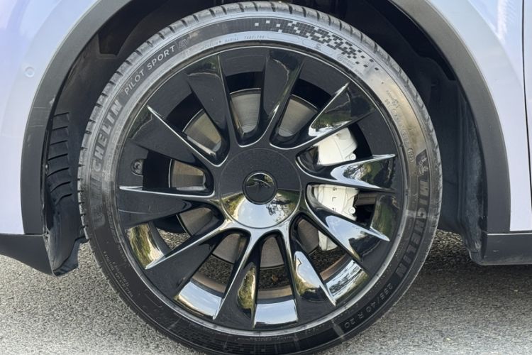 Used Tesla Model Y 2022 Revised Version Rear-Wheel Drive Exterior 5