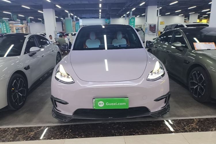 Used Tesla Model Y 2022 Rear-Wheel-Drive Version Front