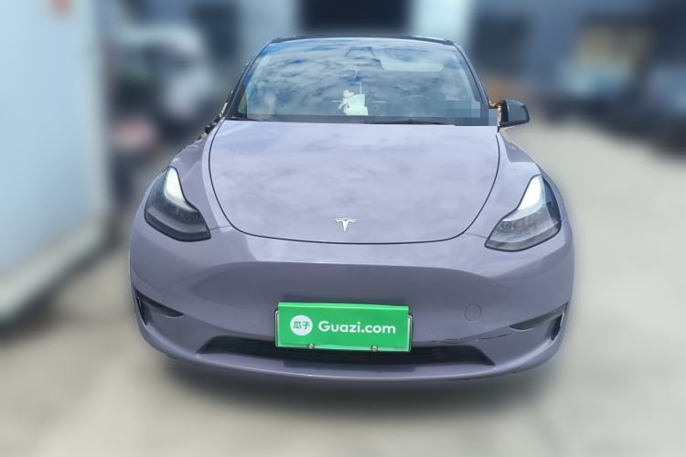 Used Tesla Model Y 2022 Long-Range All-Wheel-Drive Version Front