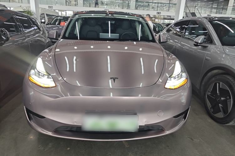 Used Tesla Model Y 2022 Rear-Wheel-Drive Version Front