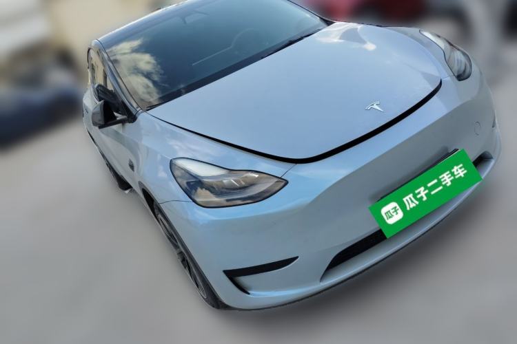 Used Tesla Model Y 2022 Rear-Wheel-Drive Version Front Right 45 Deg