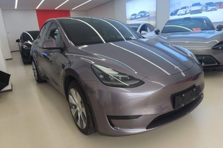 Used Tesla Model Y 2022 Revised Version Rear-Wheel Drive Front Right 45 Deg