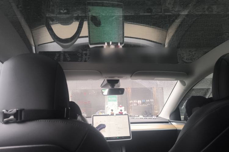 Used Tesla Model Y 2022 Rear-Wheel-Drive Version Headliner
