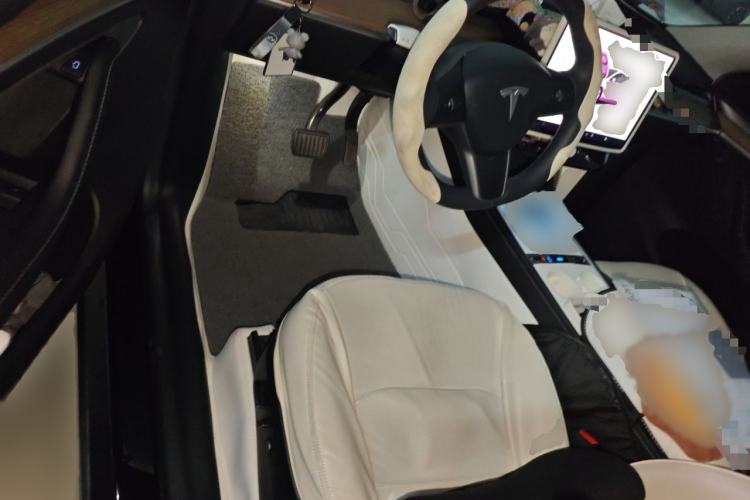 Used Tesla Model Y 2022 Revised Version Rear-Wheel Drive Interior 3