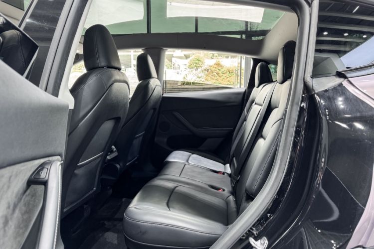 Used Tesla Model Y 2022 Revised Version Rear-Wheel Drive Interior 5
