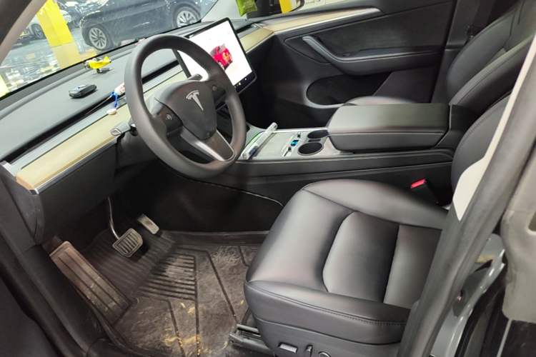 Used Tesla Model Y 2022 Revised Version Rear-Wheel Drive Left Front Seat