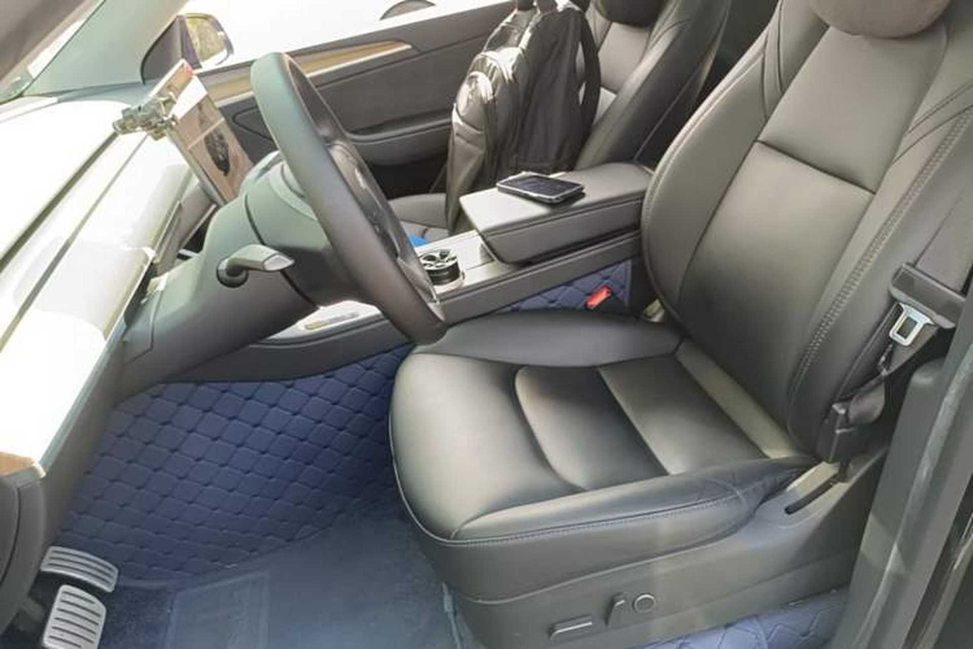 Used Tesla Model Y 2022 Performance High-Performance All-Wheel-Drive Version Left Front Seat