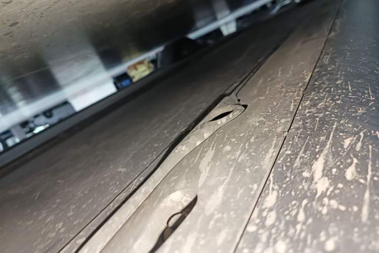 Used Tesla Model Y 2022 Revised Version Rear-Wheel Drive Left Side Sill