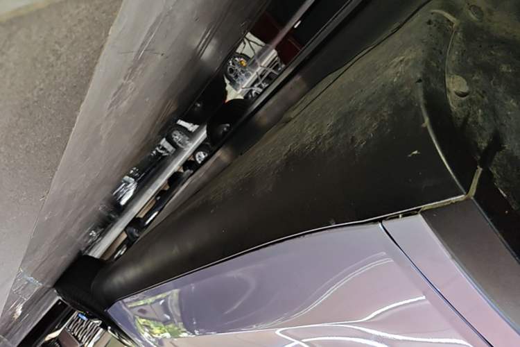 Used Tesla Model Y 2022 Revised Version Rear-Wheel Drive Left Side Sill