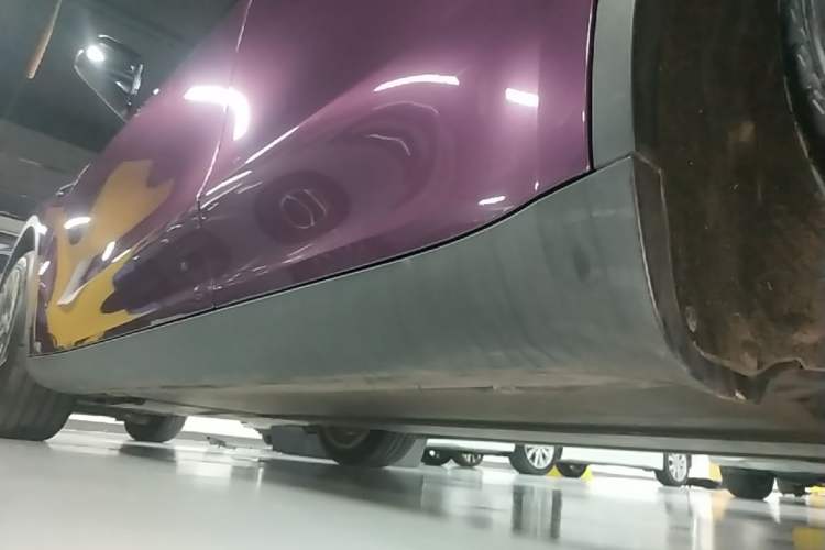 Used Tesla Model Y 2022 Revised Version Rear-Wheel Drive Left Side Sill