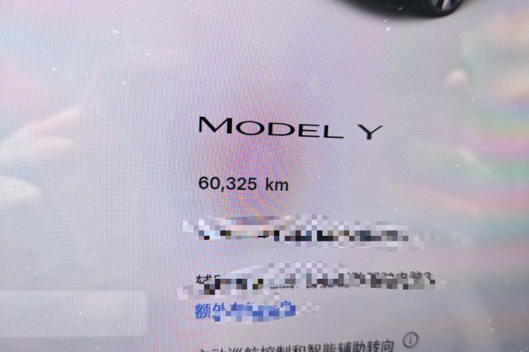 Used Tesla Model Y 2022 Revised Version Rear-Wheel Drive Odometer Close Up
