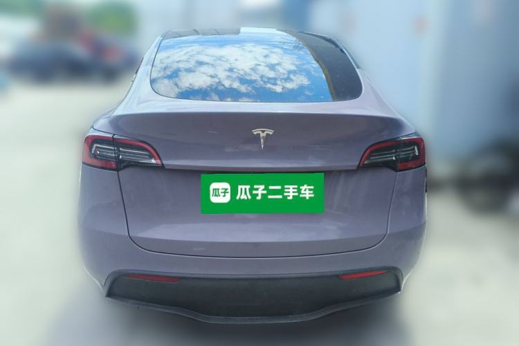 Used Tesla Model Y 2022 Long-Range All-Wheel-Drive Version Rear