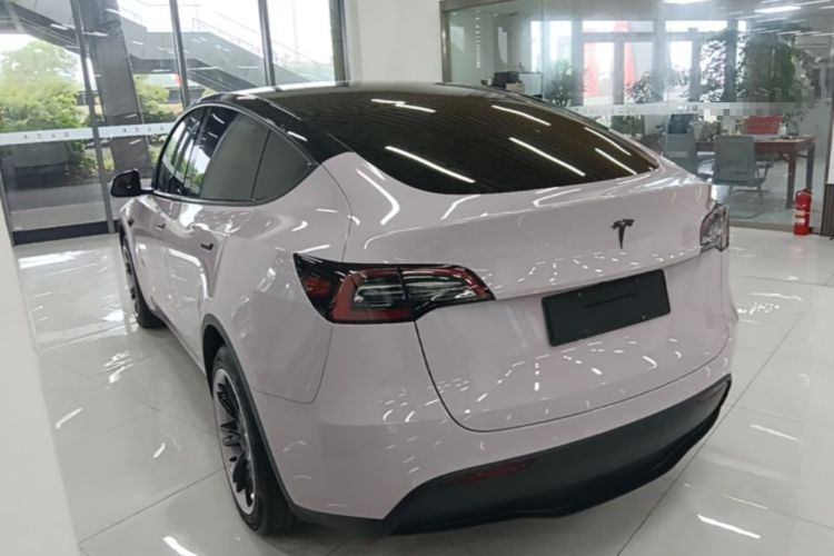 Used Tesla Model Y 2022 Rear-Wheel-Drive Version Rear Left 45 Deg