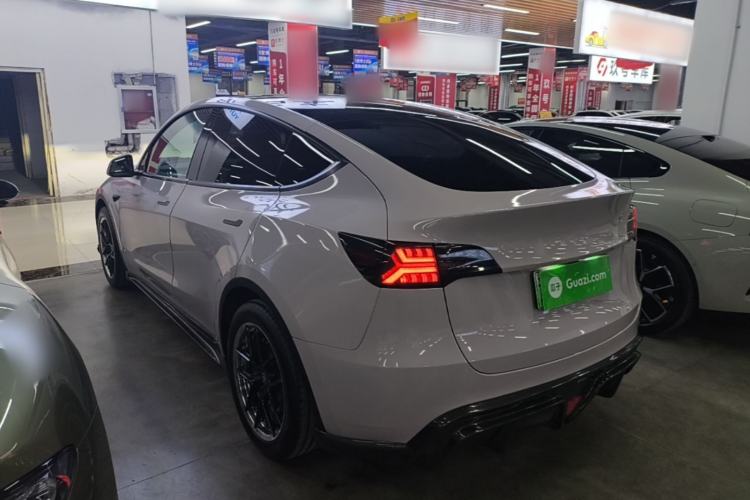 Used Tesla Model Y 2022 Rear-Wheel-Drive Version Rear Left 45 Deg