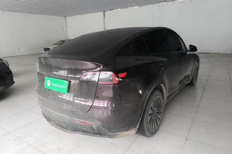 Used Tesla Model Y 2022 Rear-Wheel-Drive Version Rear Right 45 Deg