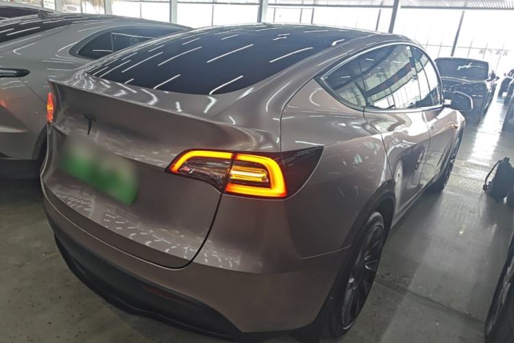 Used Tesla Model Y 2022 Rear-Wheel-Drive Version Rear Right 45 Deg