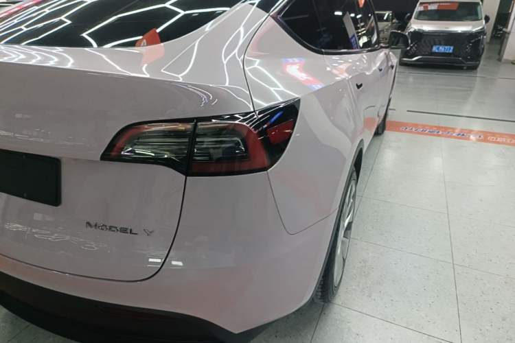 Used Tesla Model Y 2022 Revised Version Rear-Wheel Drive Right Rear Taillight