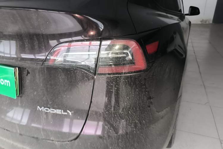 Used Tesla Model Y 2022 Rear-Wheel-Drive Version Right Rear Taillight