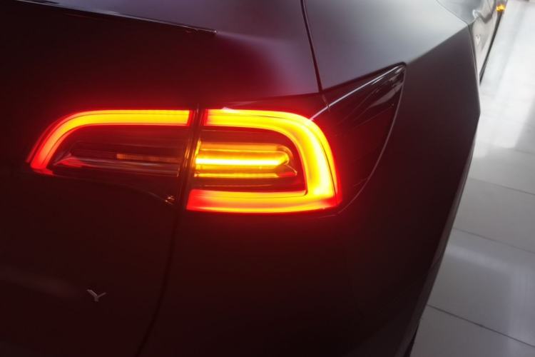 Used Tesla Model Y 2022 Revised Version Rear-Wheel Drive Right Rear Taillight